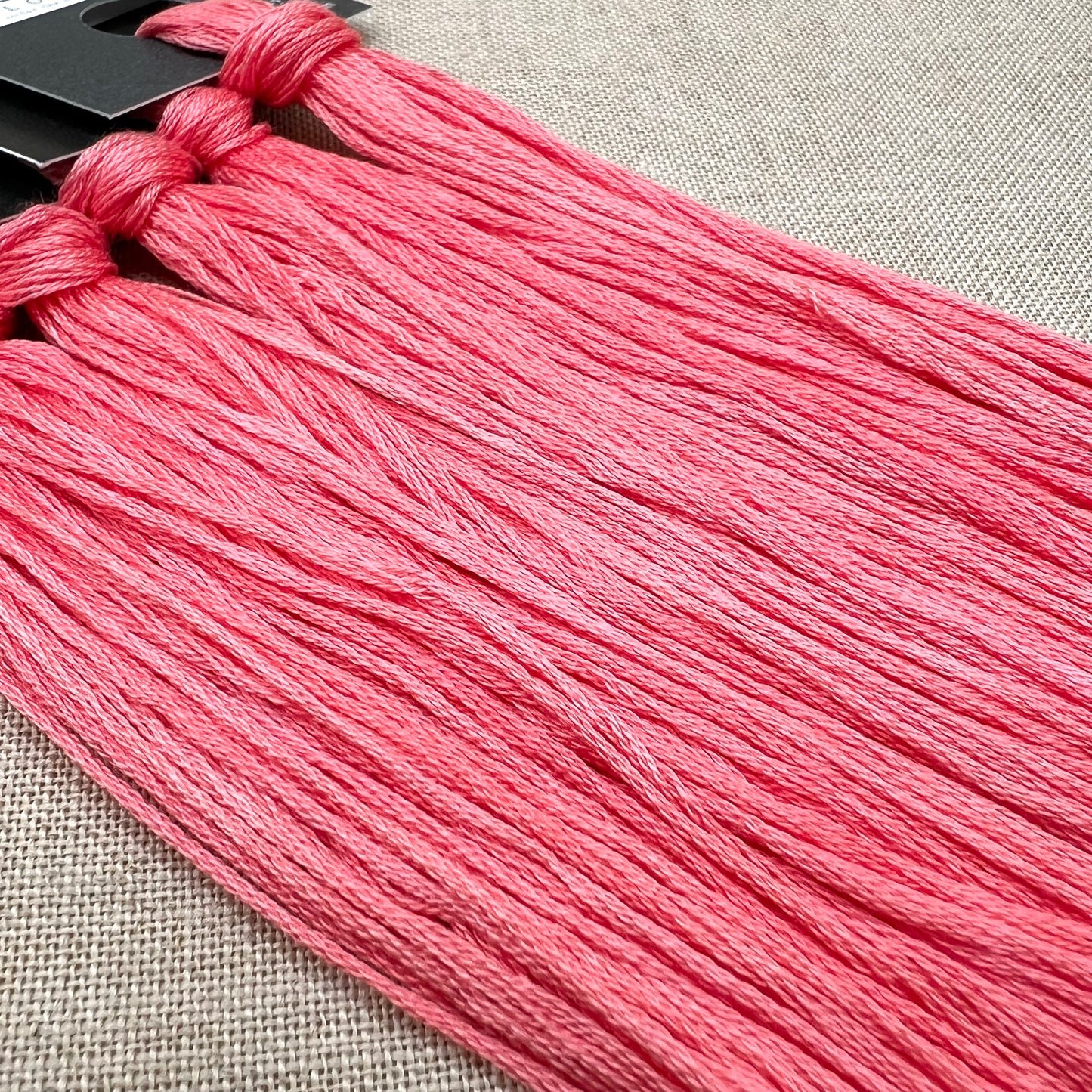 Roxy Floss Collection 8yd Pink About It