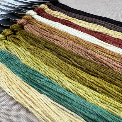 The Artsy Housewife - All Gussied Up - Chart and/or Roxy Floss Conversion