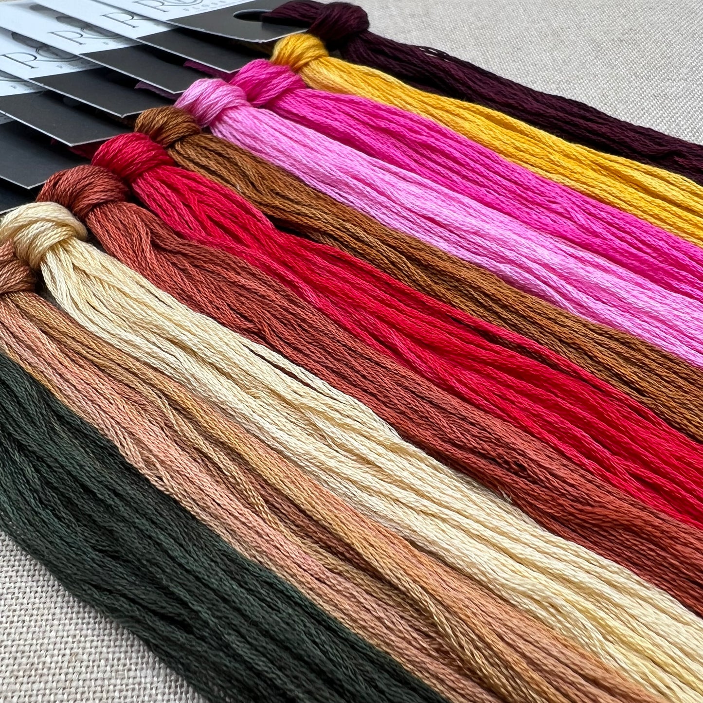 The Artsy Housewife - Peony - Roxy Floss Pack
