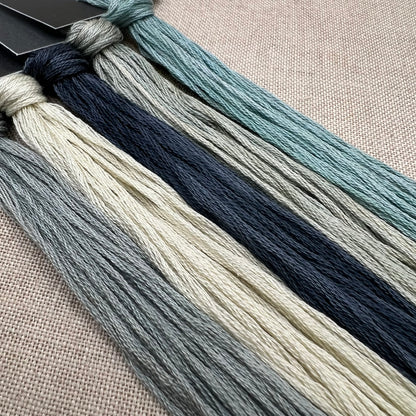 Roxy Floss Co - Ro's Floss Fits