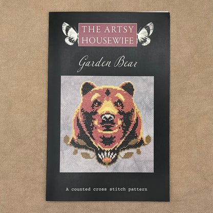 The Artsy Housewife - Garden Bear - Chart IH and/or Roxy Floss Conversion