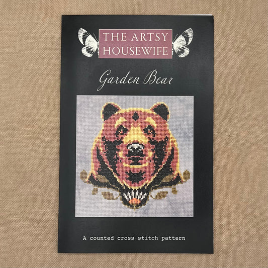 The Artsy Housewife - Garden Bear - Chart IH and/or Roxy Floss Conversion