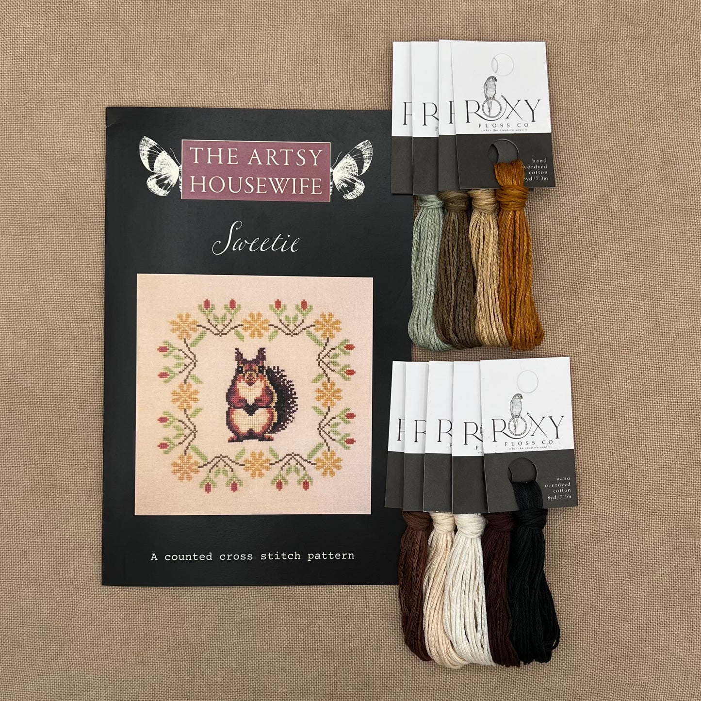 The Artsy Housewife - Sweetie - Chart IH and/or Roxy Floss Conversion
