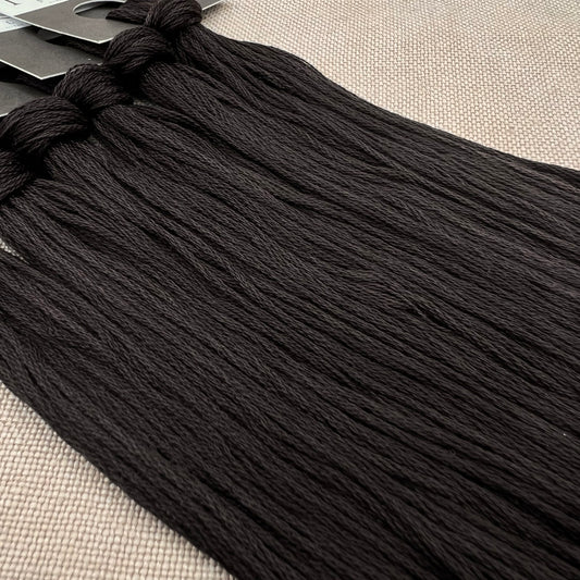 Roxy Floss Collection 8yd Baker's Block