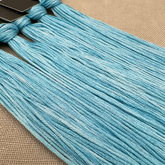 Roxy Floss Collection 8yd Bluebird