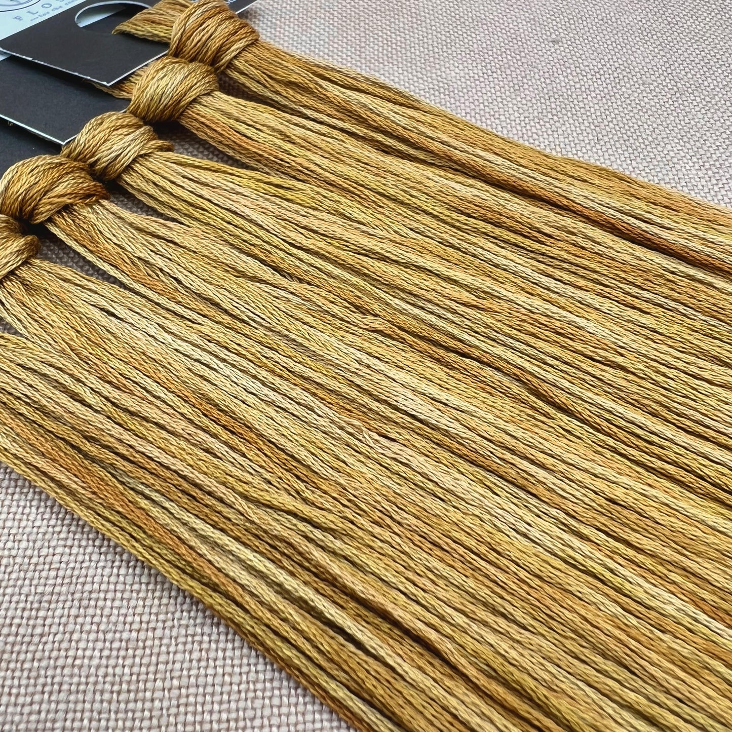 Roxy Floss Collection 8yd Caramel
