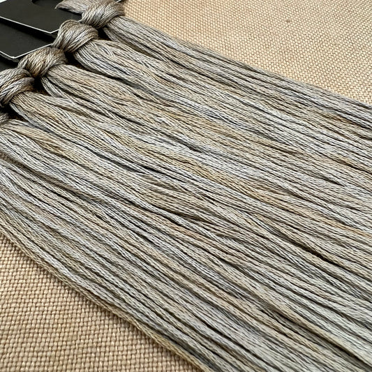 Roxy Floss Collection 8yd Countess