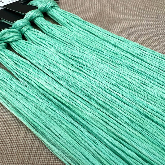 Roxy Floss Collection 8yd Tropic Like It's Hot