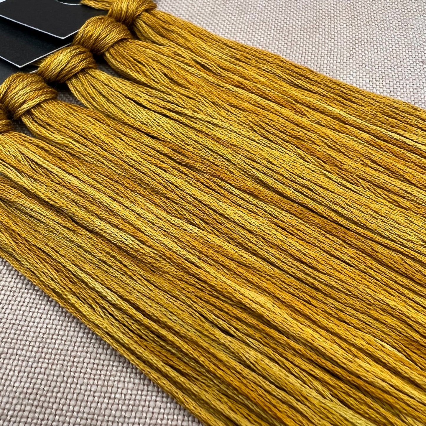 Roxy Floss Collection 8yd Dijon