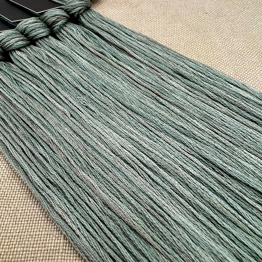 Roxy Floss Collection 8yd Graphite