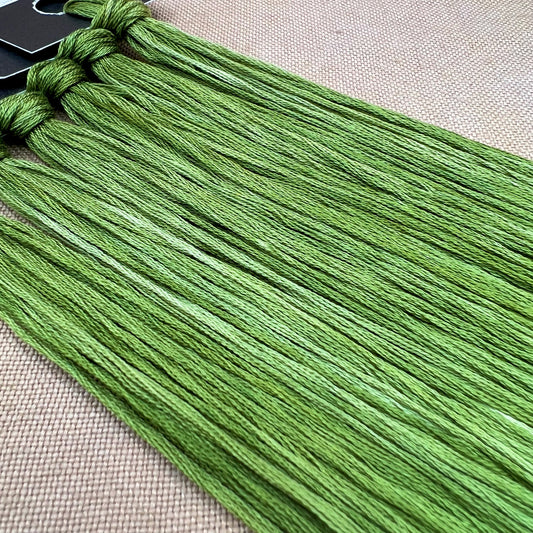 Roxy Floss Collection 8yd Green Thumb