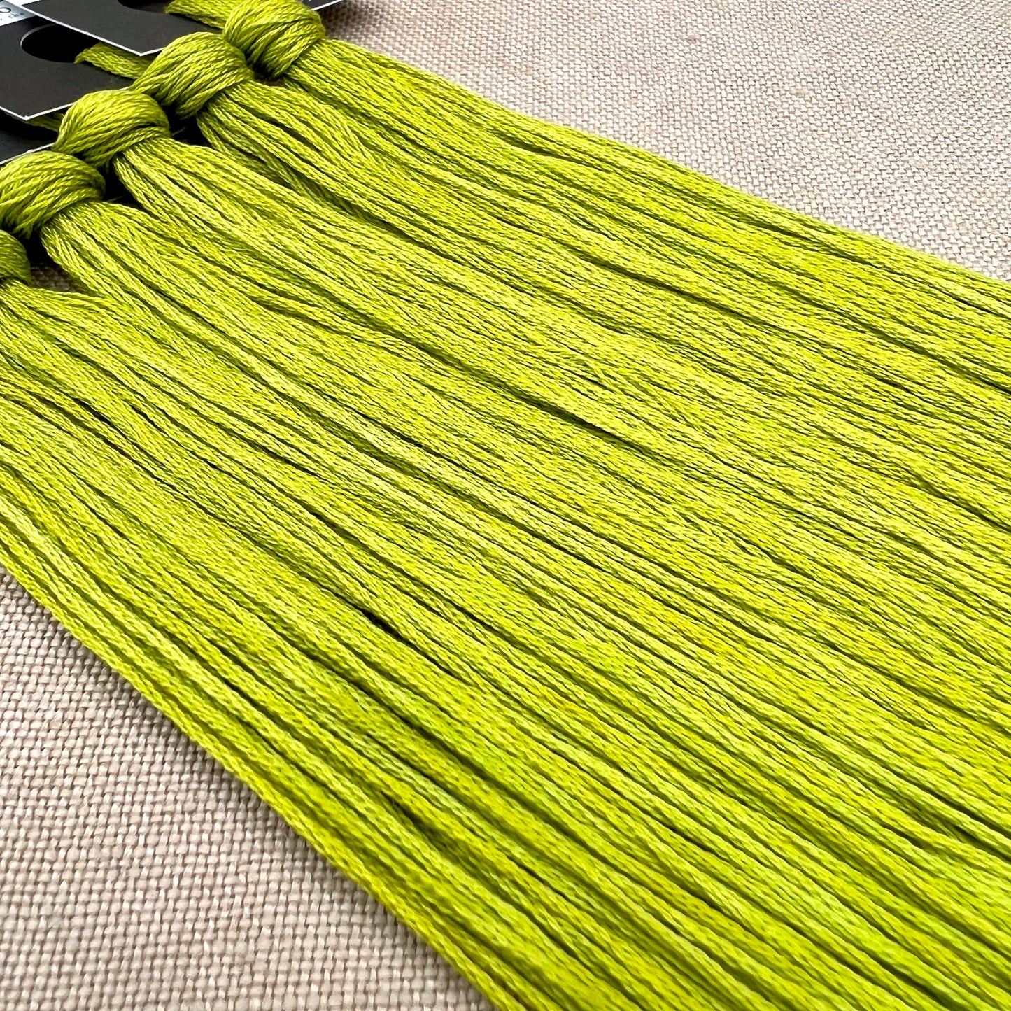 Roxy Floss Collection 8yd Grouchy