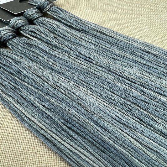 Roxy Floss Collection 8yd Grunge