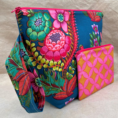 PRE-ORDER: Chimera  - Project Bag with Coordinating Notions Pouch
