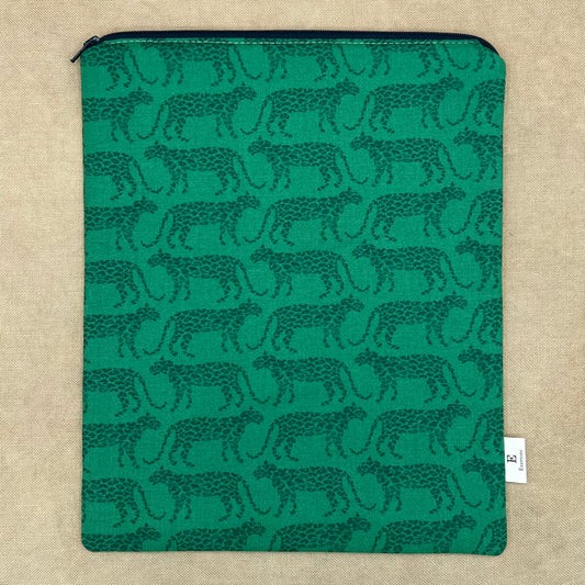 PRE-ORDER: Chimera - Small Project Bag