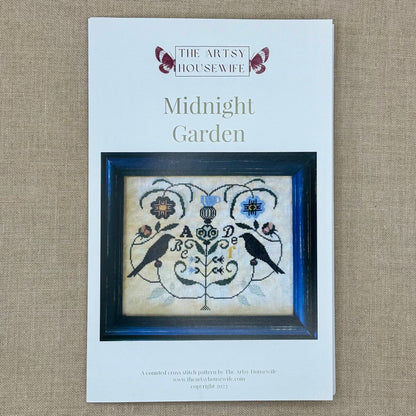 The Artsy Housewife - Midnight Garden - Chart and/or Roxy Floss Conversion