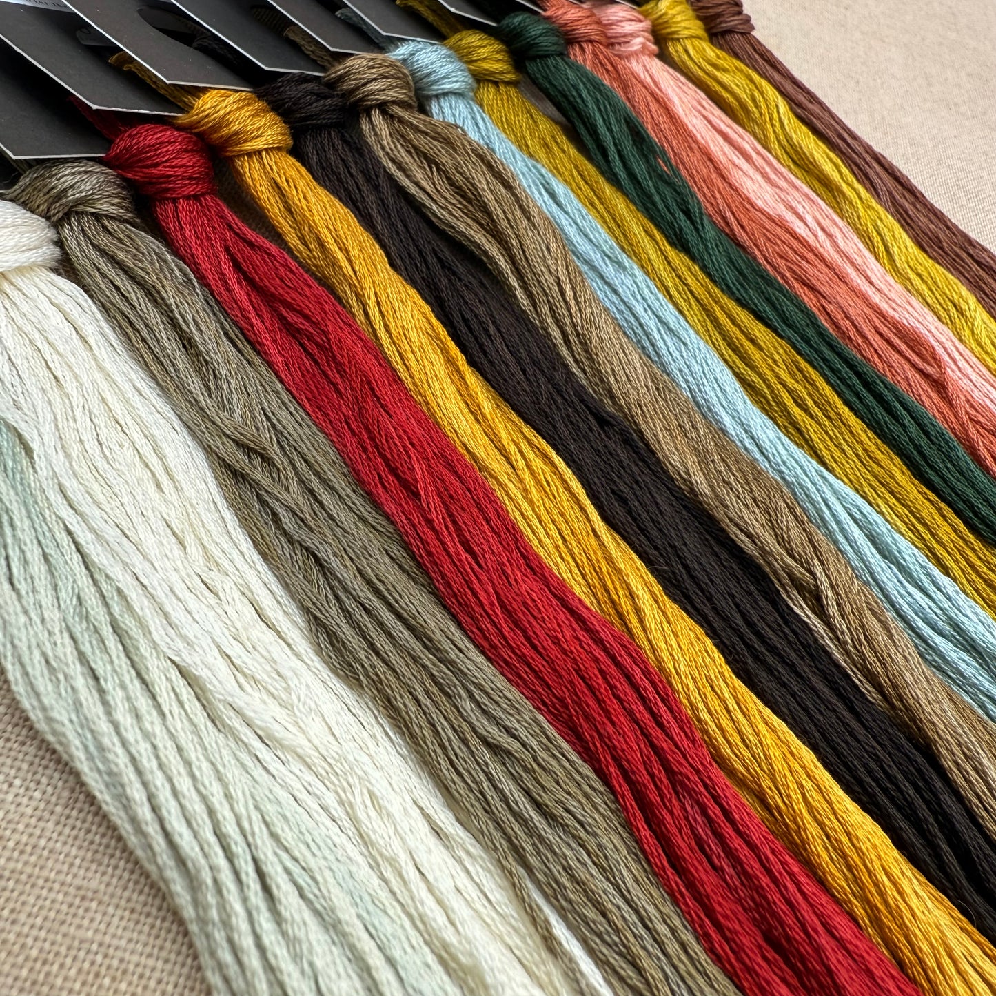 Pansy Patch Quilts and Stitchery - Warm Winter Wishes - Cross Stitch Chart and/or Roxy Floss Co Threads