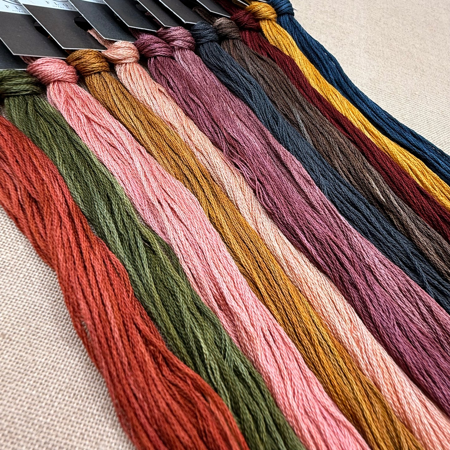 Rosewood Manor - Quaker Diamonds - Roxy Floss Co Conversion