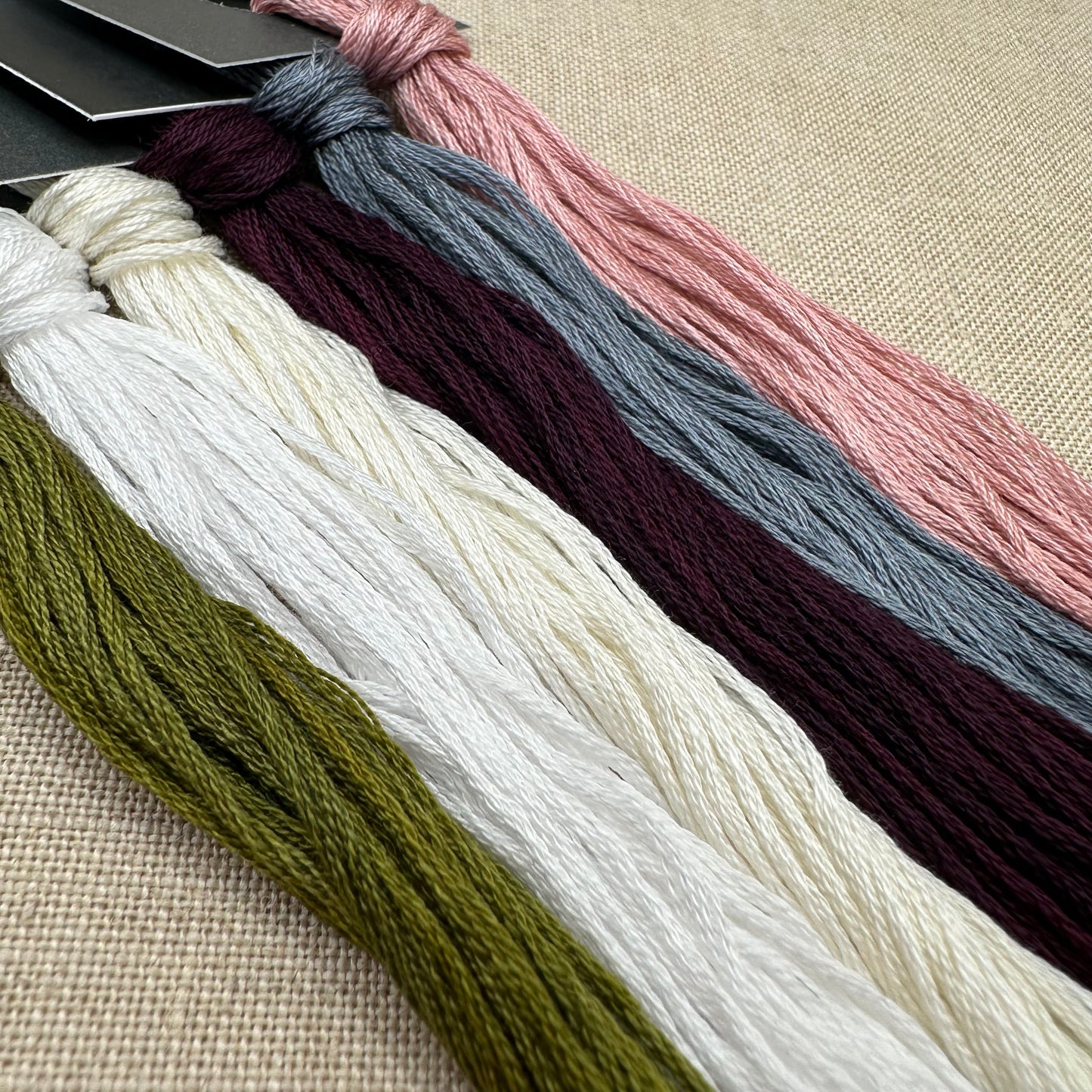 The Old Barn Stitching Co - Berry Barn Pinkeep - Roxy Floss Conversion