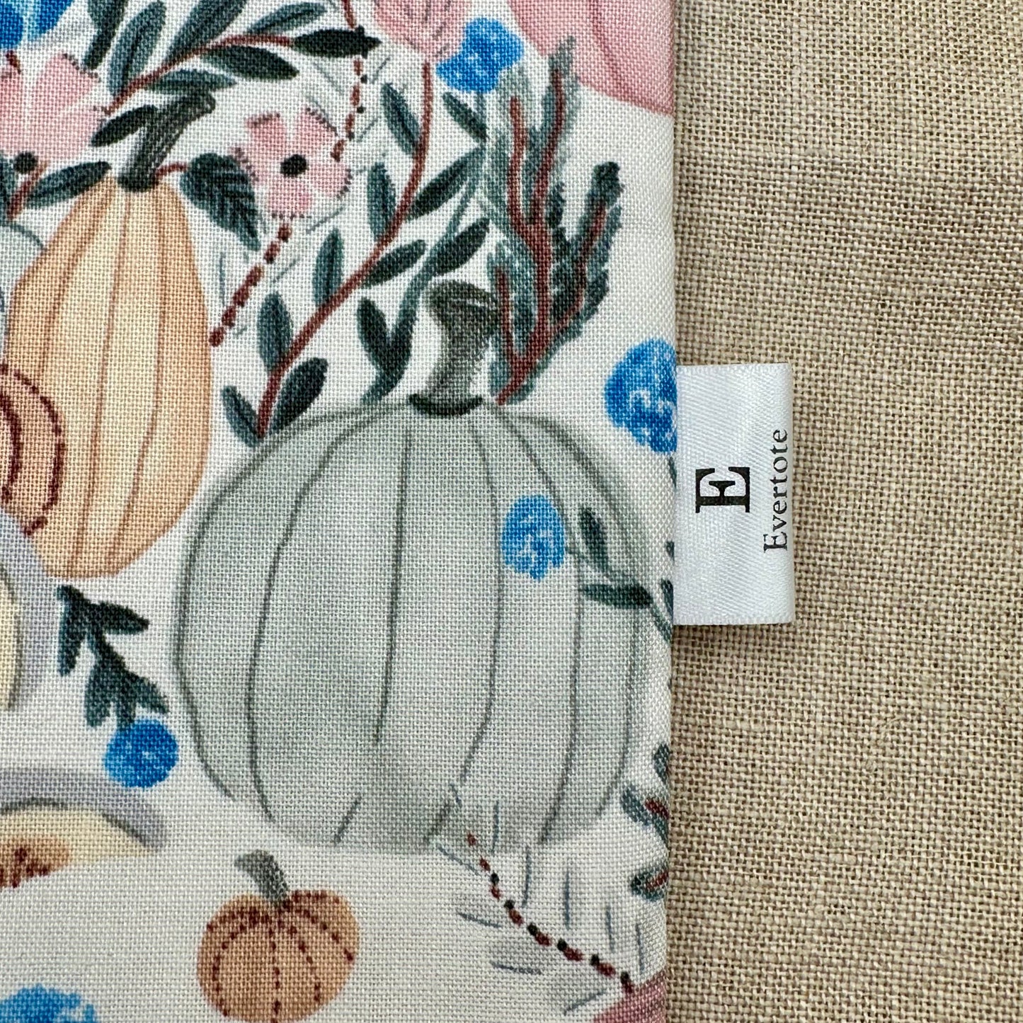 Pretty Lil Pumpkin Patch  - Project Bag with Coordinating Notions Pouch