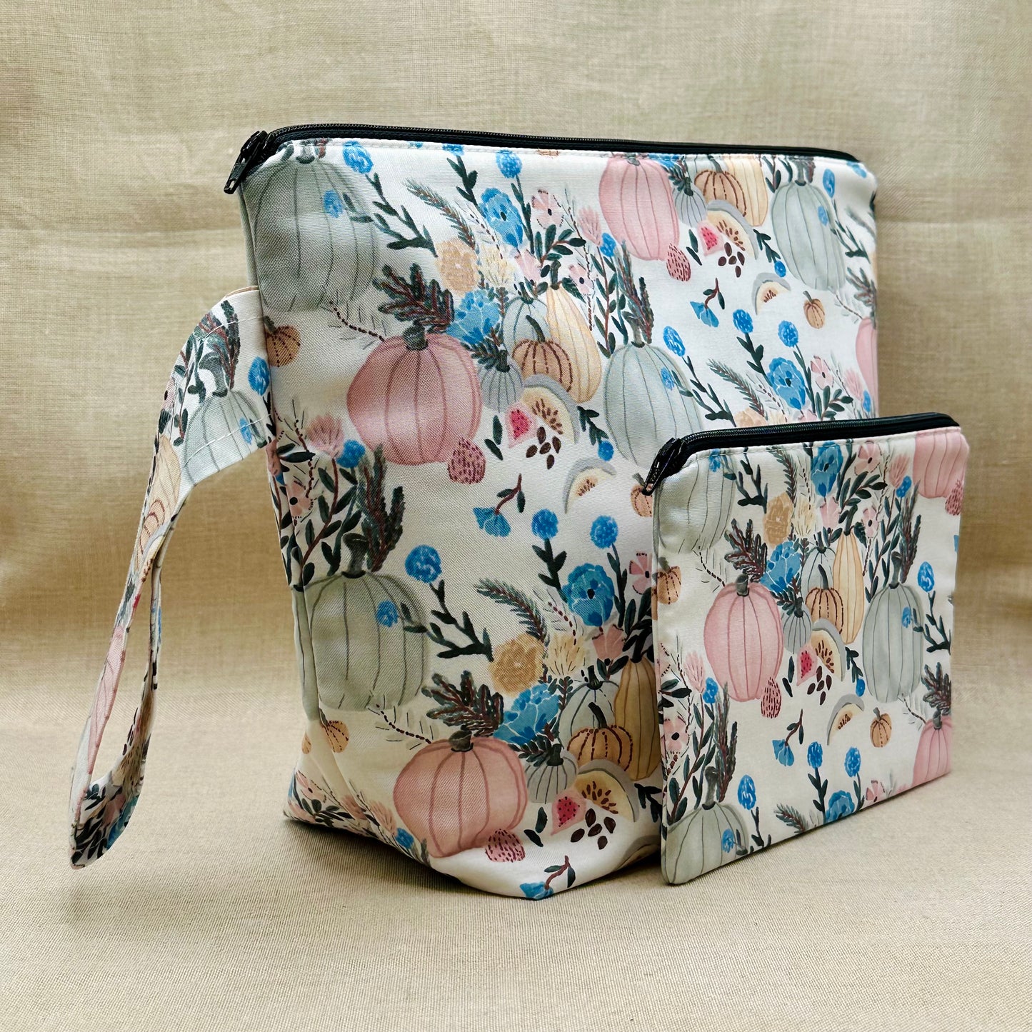 Pretty Lil Pumpkin Patch  - Project Bag with Coordinating Notions Pouch