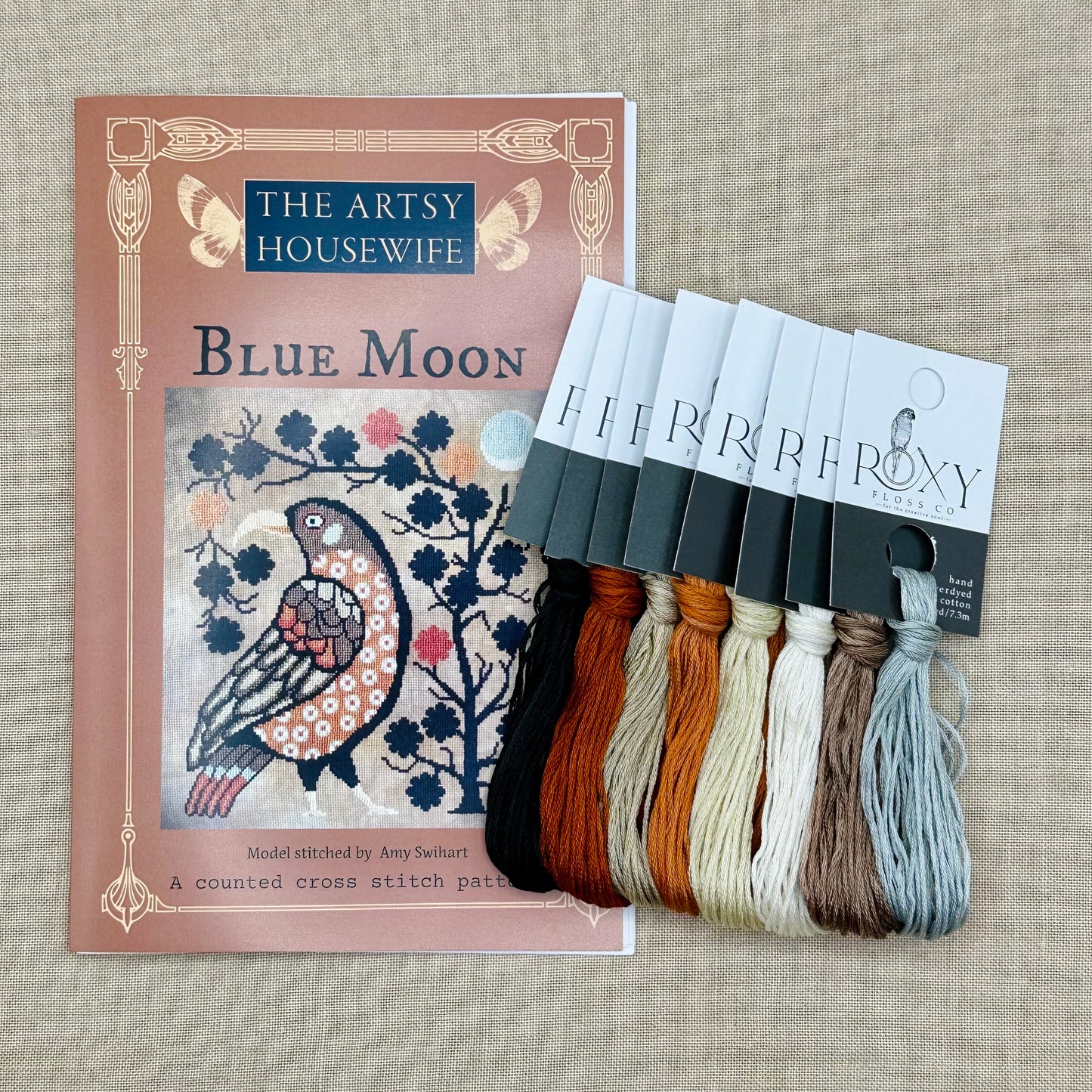 The Artsy Housewife - Blue Moon - Chart and/or Roxy Floss Conversion
