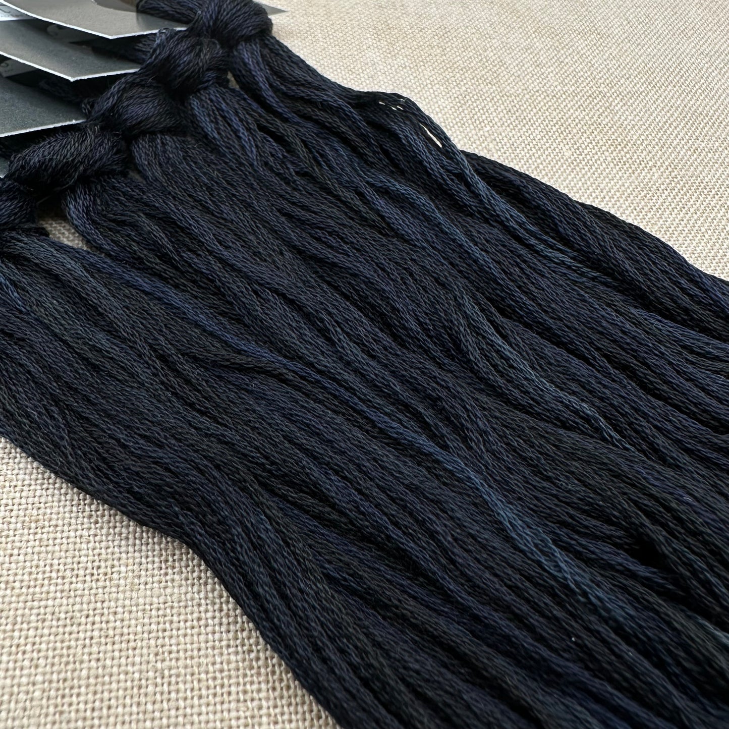 Roxy Floss Collection 8yd Licorice Stick
