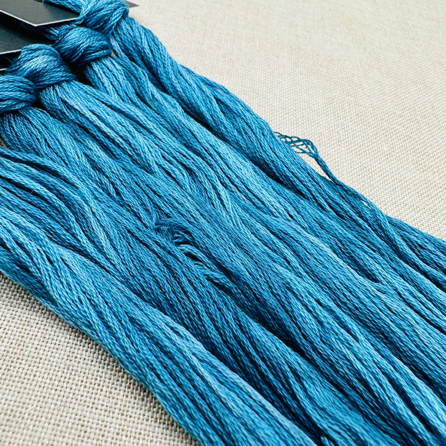 Roxy Floss Collection 8yd Make A Splash