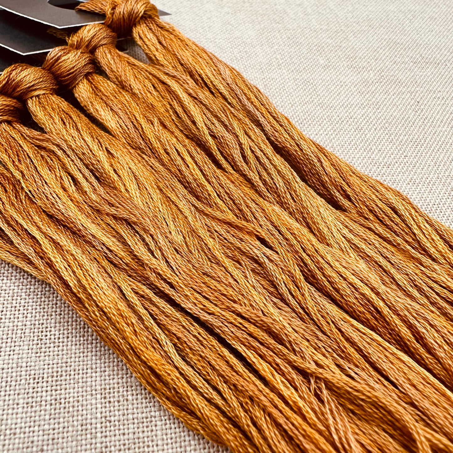 Roxy Floss Collection 8yd Nobel