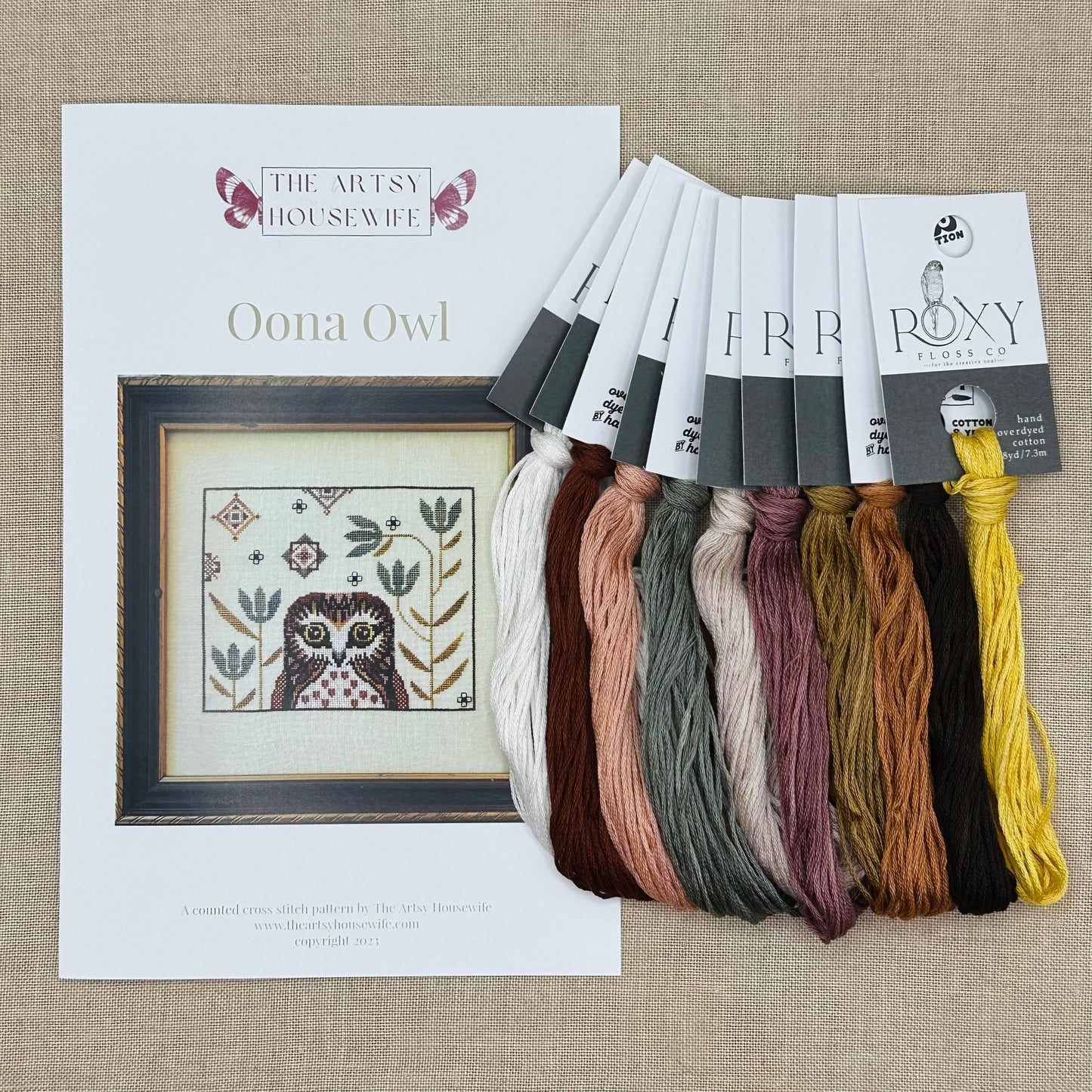 The Artsy Housewife - Oona Owl - Chart and/or Roxy Floss Conversion