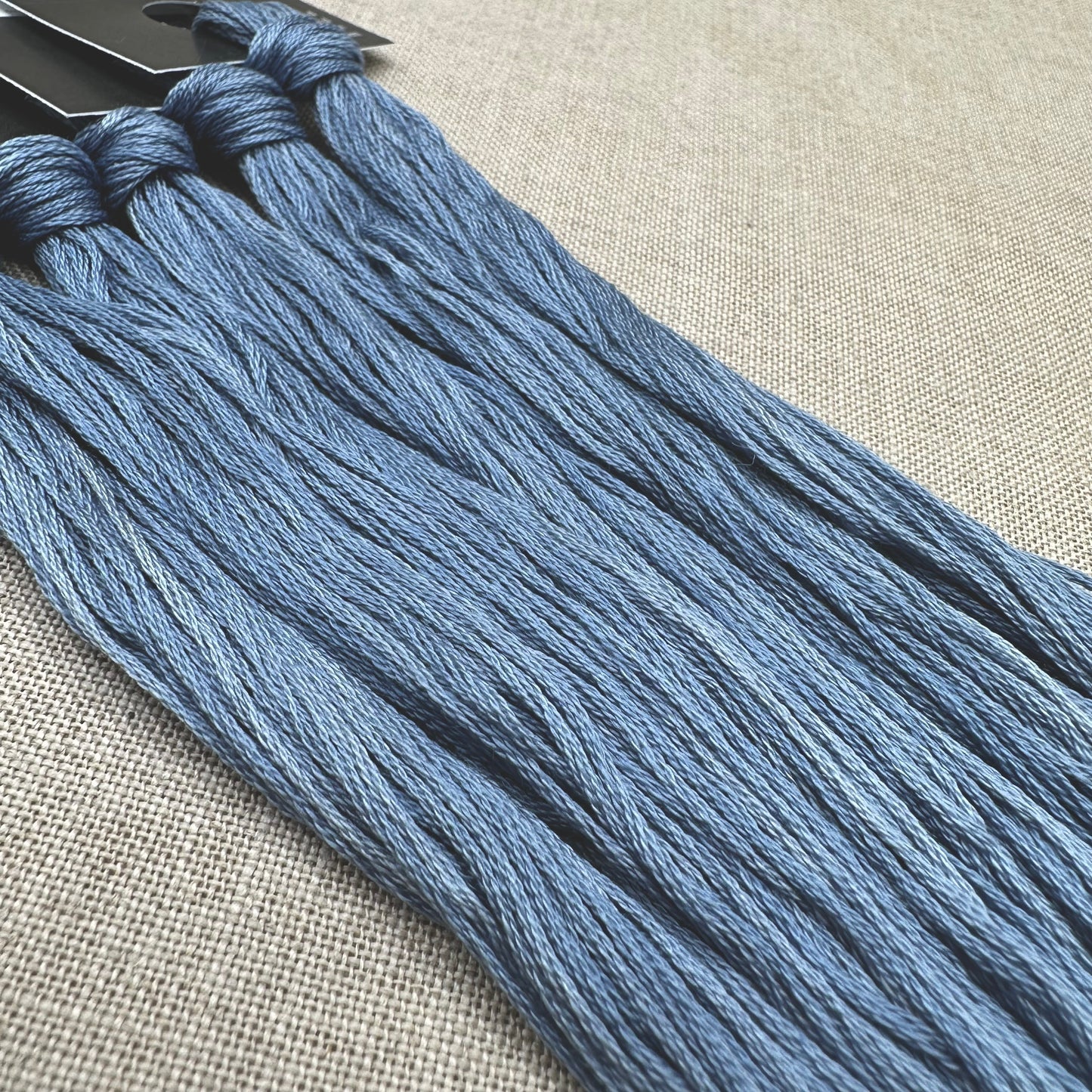 Roxy Floss Collection 8yd Ruddy Duck
