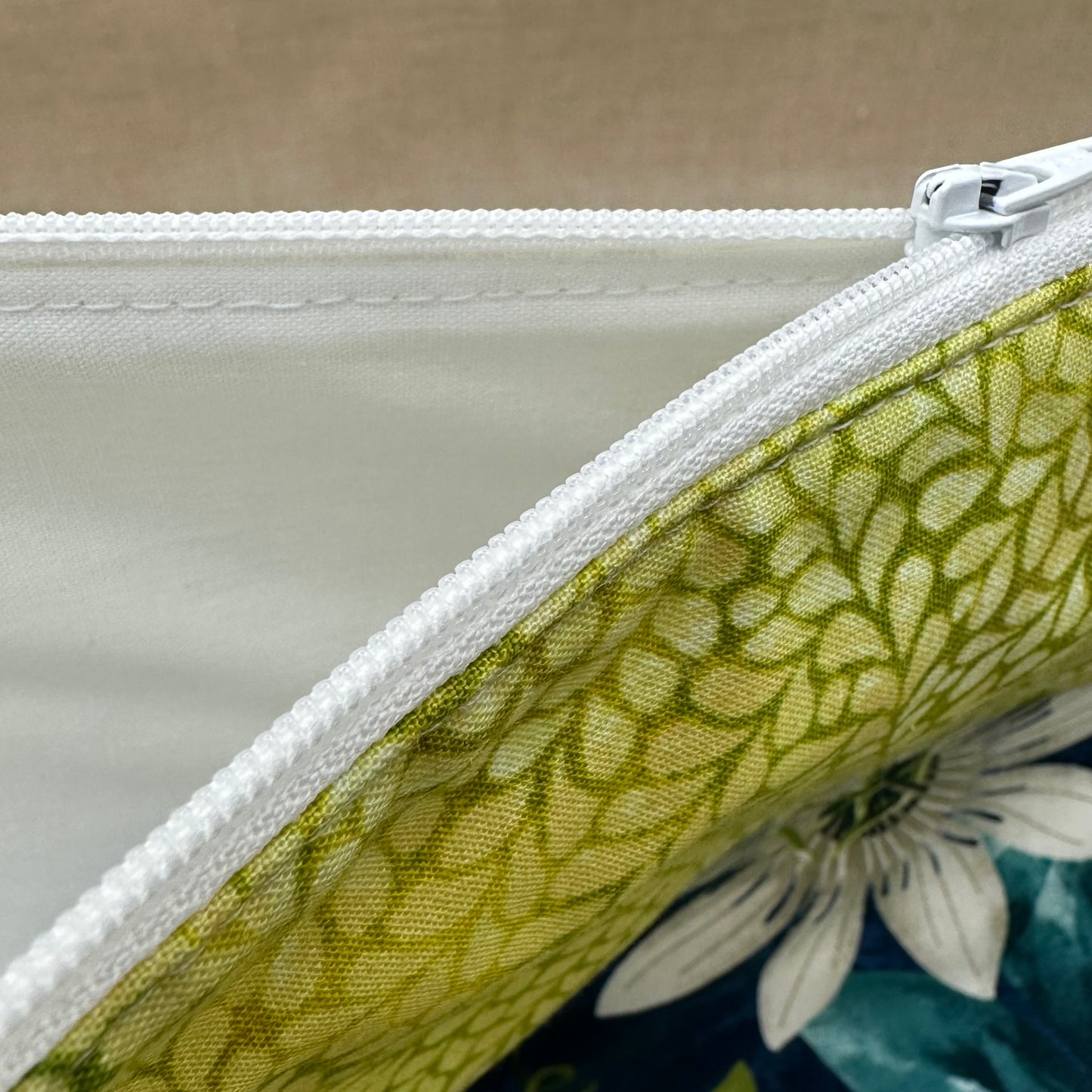 Summer Garden - Project Bag with Coordinating Notions Pouch