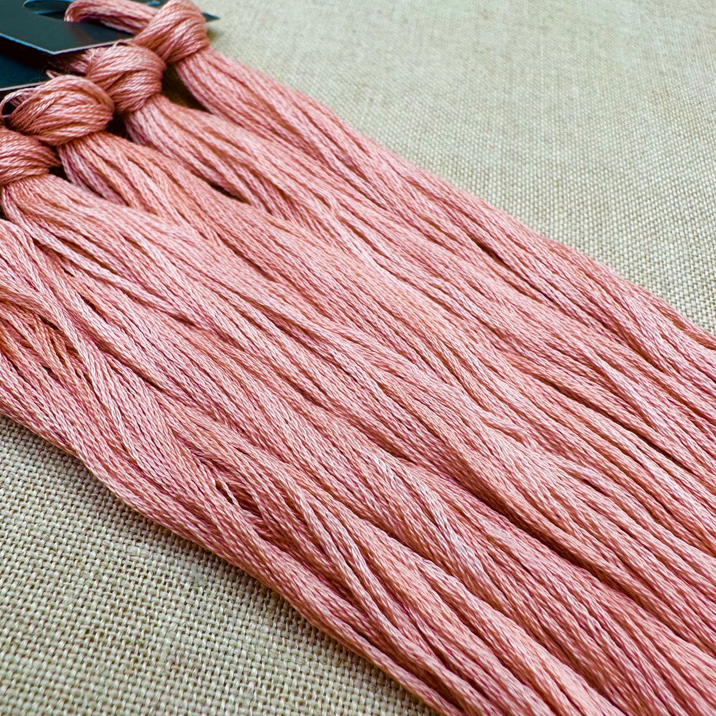 Roxy Floss Collection 8yd What In Carnation?