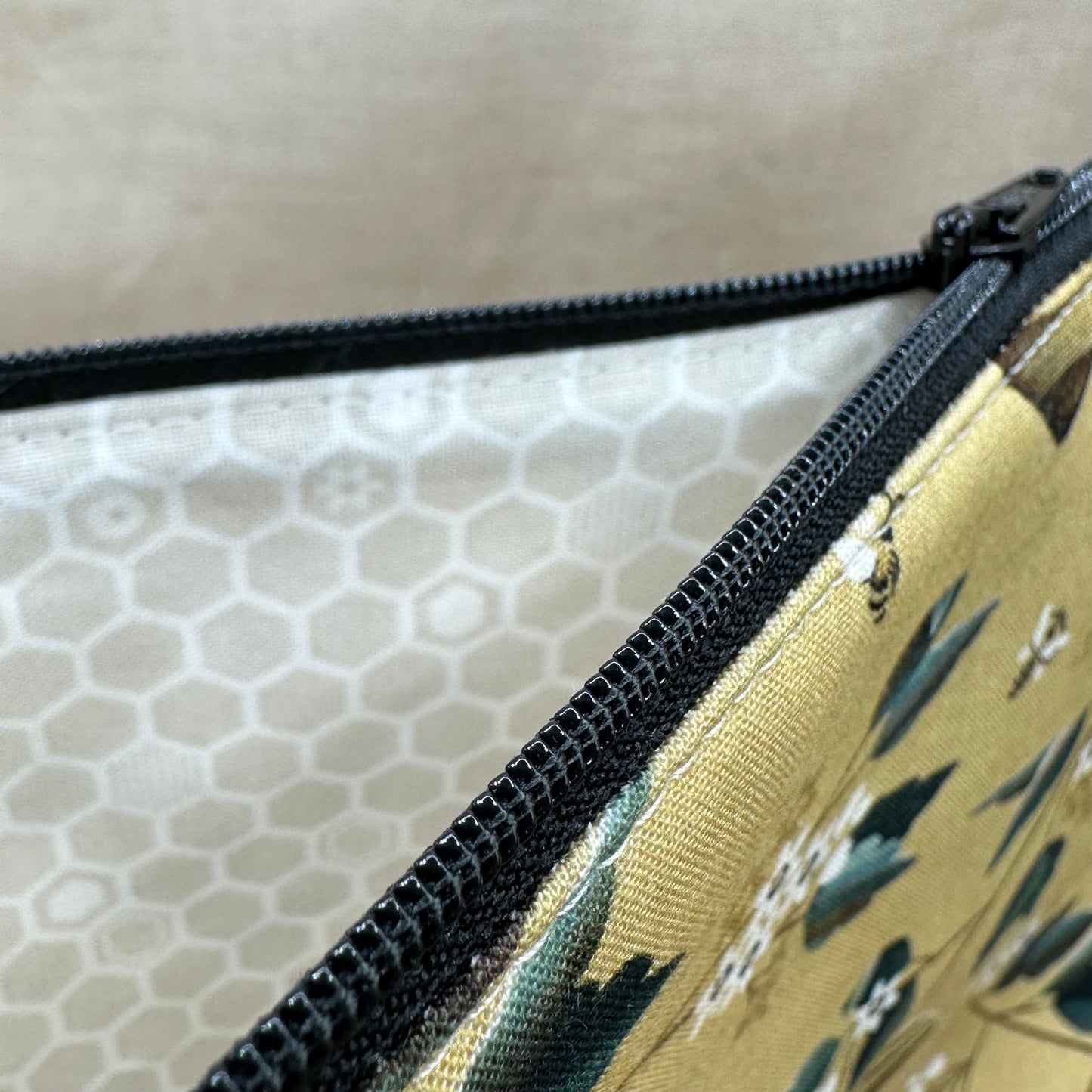To Bee or Not to Bee - Project Bag with Coordinating Notions Pouch
