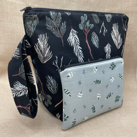 Winter Sprig Medium Wedgetote with Coordinating Notions Pouch