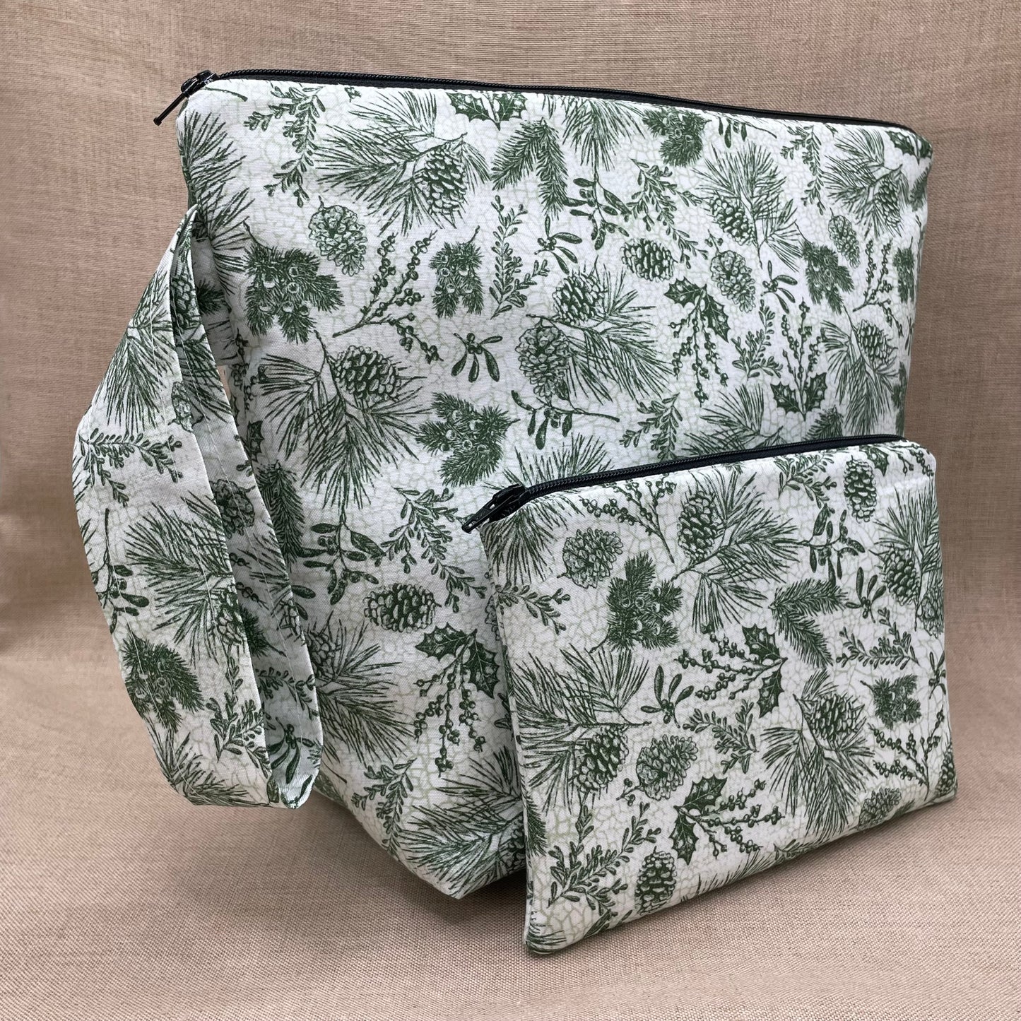 Frosty Foliage Medium Wedgetote with Coordinating Notions Pouch