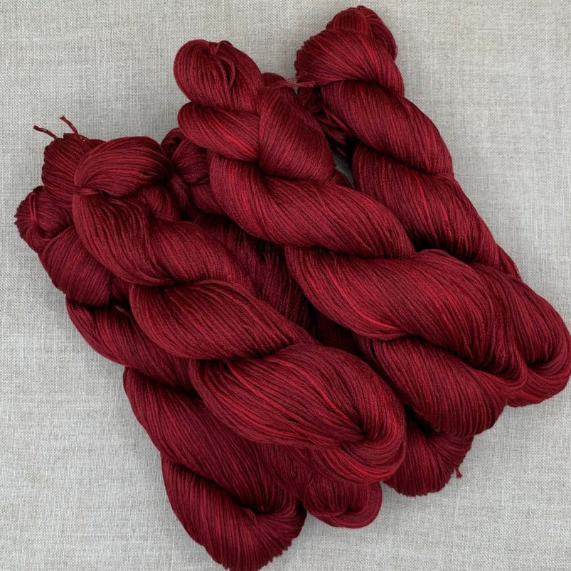 Roxy Floss Collection MINI HANK (approx. 192 yds) - Falu Red