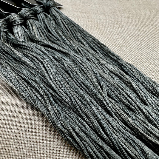 Roxy Floss Collection 8yd Graphite