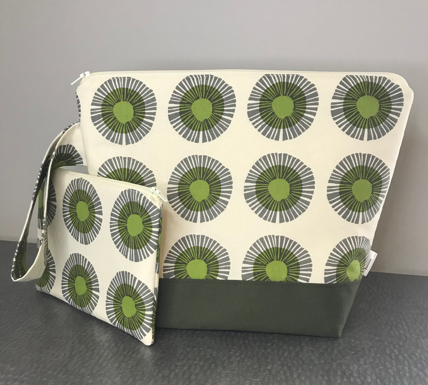 Mod Kiwi - Project Bag with Coordinating Notions Pouch